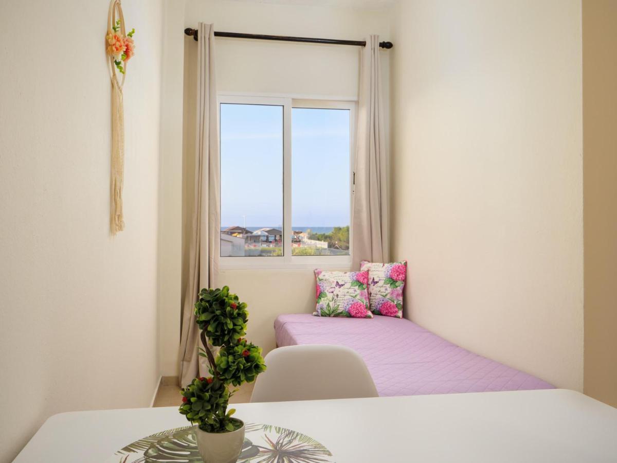 Divina Seaside Apartments By Estia กูเวส ภายนอก รูปภาพ